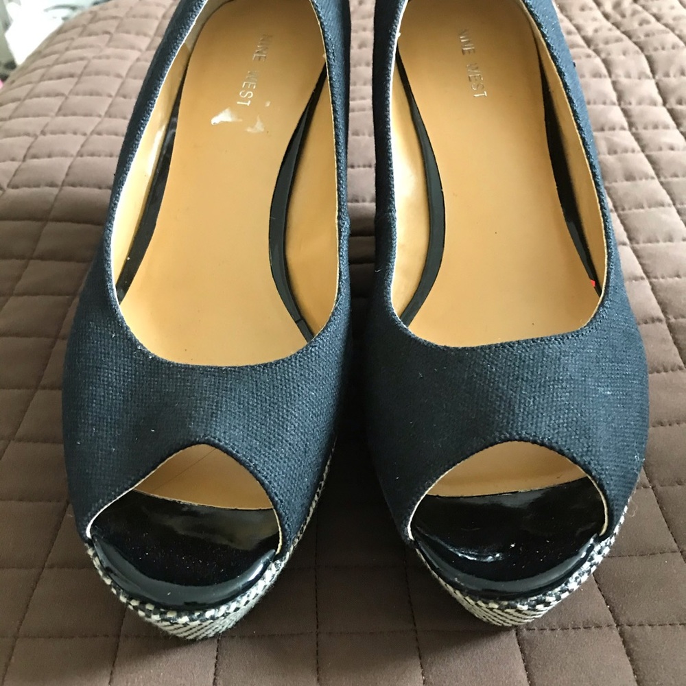 Wedge heels